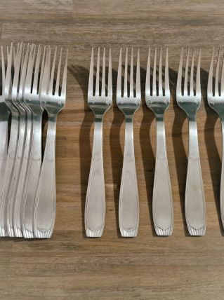 Série de 11 fourchettes en Alfénide - Christofle