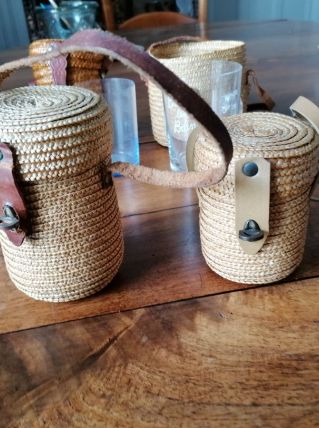 sac avec verre de cure