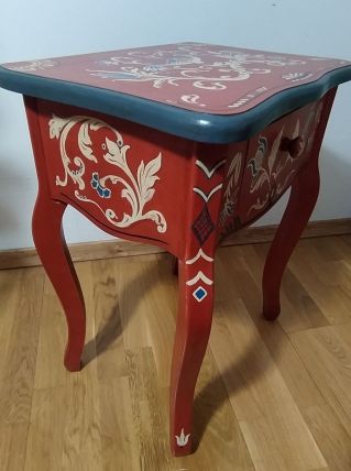 Table d'appoint polychrome