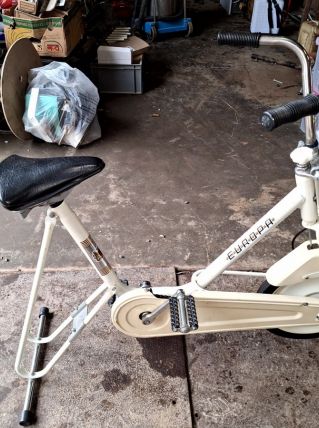 Vélo d'appartement vintage Europa