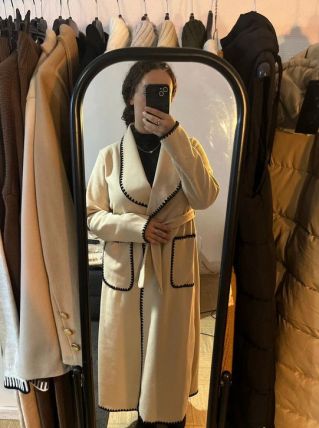 Magnifique manteau Long blanc cassé