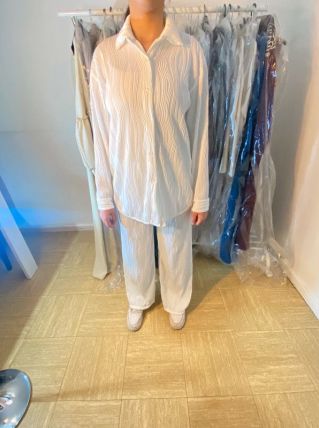 Magnifique ensemble plisséen blanc