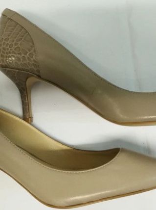 673A* JONES - magnifiques escarpins taupe cuir (40)