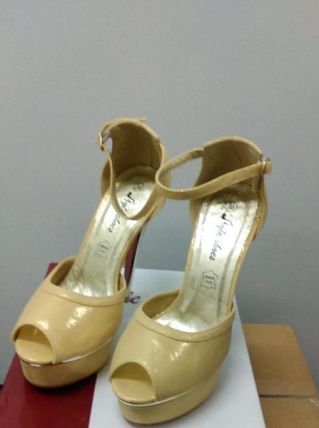 448* Style Shoes - sandales hauts-talons super sexy (36)