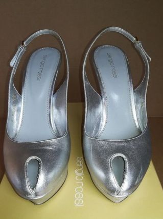 531B* superbes sandales argentées tout cuir Sergio Rossi (39
