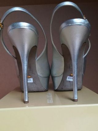 531B* superbes sandales argentées tout cuir Sergio Rossi (39