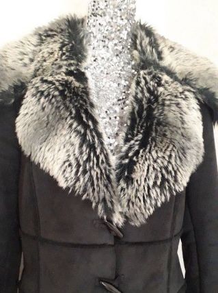 Magnifique manteau noir, très chaud et doux effet suédine