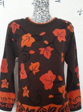 Magnifique pull/tunique chaud 23% laine, brodé