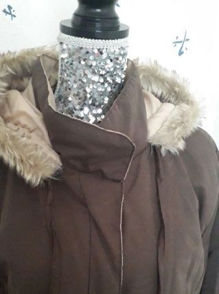 Magnifique manteau/parka marron avec capuche T. 46/48