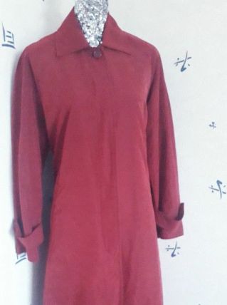 Magnifique long manteau suédine mi-saison couleur Framboise