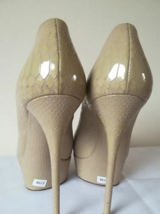 573B* sexy escarpins beiges high heels tout cuir Casadei (38