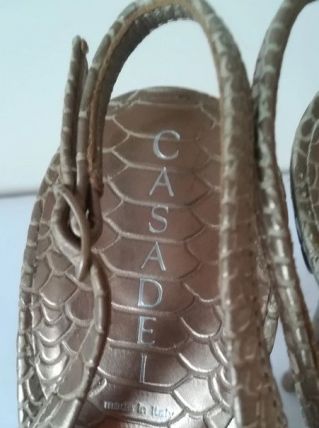 579B* sexy sandales de luxe dorées full cuir Casadei (p 40)