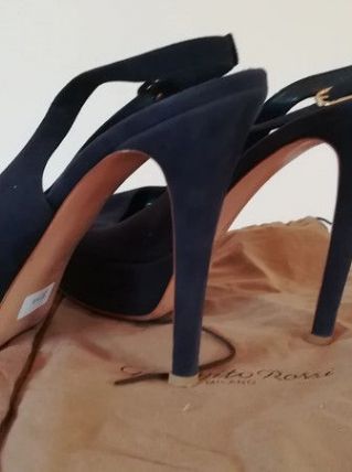 Gianvito Rossi - jolies sandales luxe bleu full cuir (40)