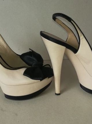 sexy sandales high heels full cuir Casadei (p 39)