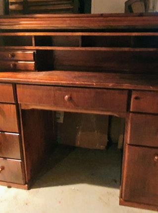 Bureau américain à cylindre en pin massif