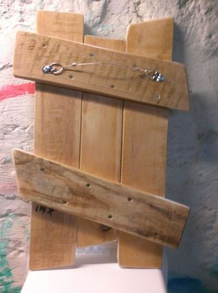 Peinture sur bois de palette