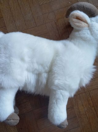 Peluche chèvre 