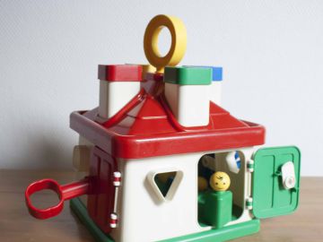 Maison à formes Berchet - jouets rétro jeux de société figurines et objets  vintage