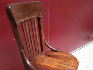 Petite chaise d'enfant en bois courbet Baumann 1920s - Le Grenier