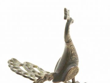 Boîte Vintage En Laiton Sculpté Paon - Fabriquée à La Main En Inde (1900-1940) - Pièce Unique De Collection