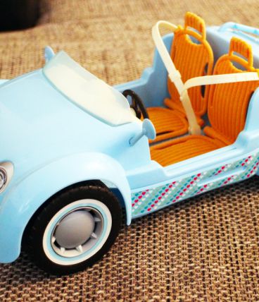 Voiture Barbie bleu ciel