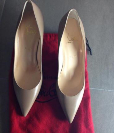 Escarpin Louboutin Ecru