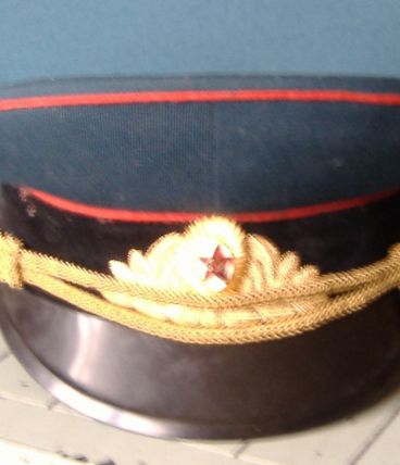 CASQUETTE de CÉRÉMONIE D'OFFICIER de L'ARMÉE SOVIÉTIQUE