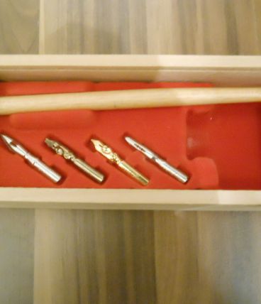 Plumier bois 4 plumes