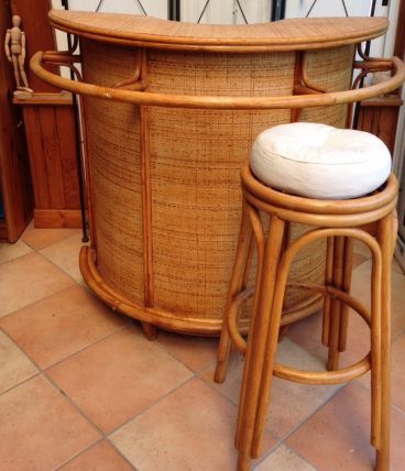 meuble bar vintage en rotin 