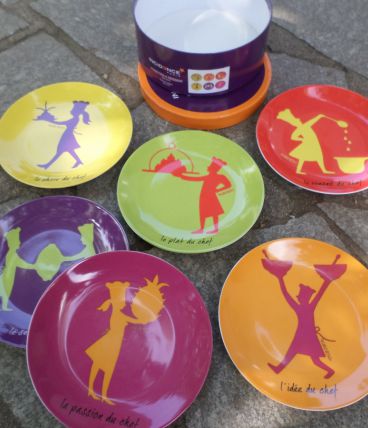 Lot de 6 assiettes à dessert colorées - jamais utilisées