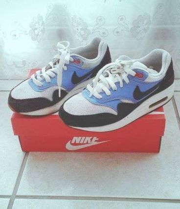 Air max One bleu et blanche Nike taille 36.5