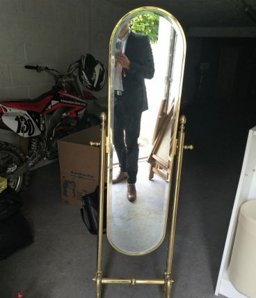 Miroir sur pied