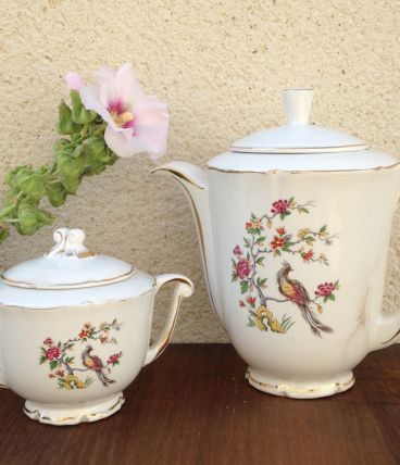 Théière et sucrière semi-porcelaine
