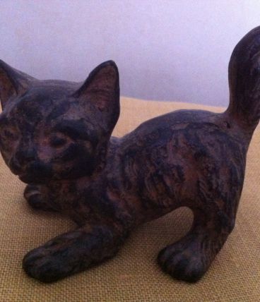 CHATON EN BRONZE
