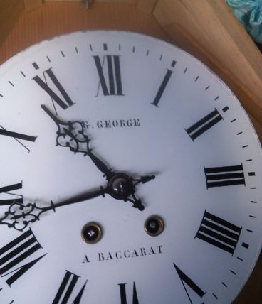 horloge oeil de boeuf 