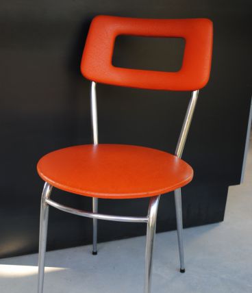 Chaise simili cuir orange vintage
