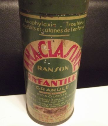très ancienne boîte médicament enfant
