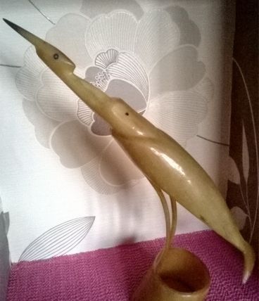 Ibis en corne pour cabinet curiosité ou console