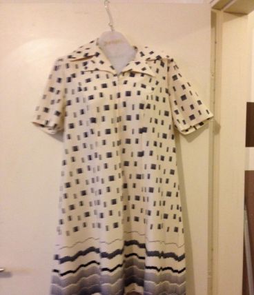 ROBE VINTAGE annee 70 « Creation Jane Delfin - France » - T. 46