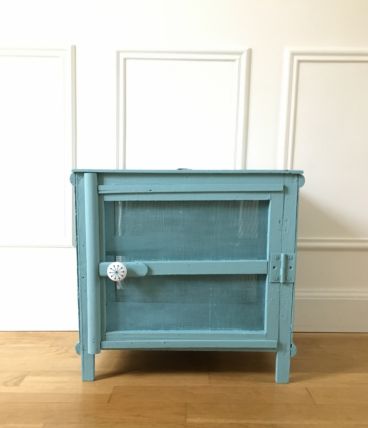 Petit garde-manger dit cage à fromages