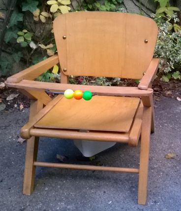 Chaise vintage / petit pot enfant