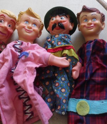 4 marionnettes vintage