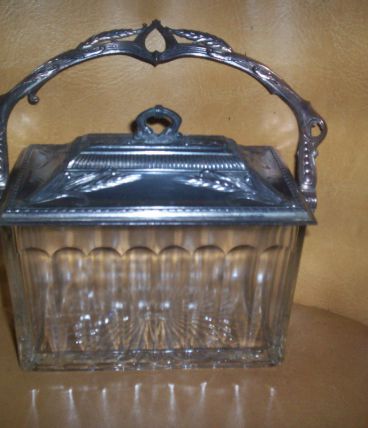 très rare bonbonniere 1900/1930