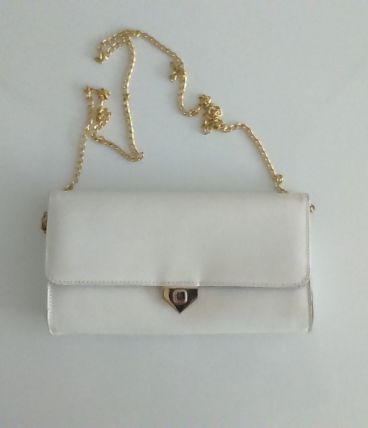 Pochette blanche