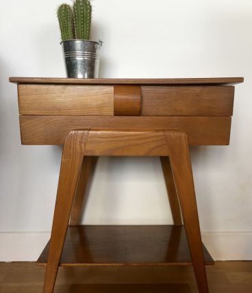 Travailleuse scandinave 50 pieds compas