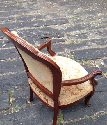 Fauteuil d'époque Louis Philippe en Acajou