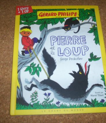 LIVRE + 1 CD pierre et le loup raconté par gérard philipe