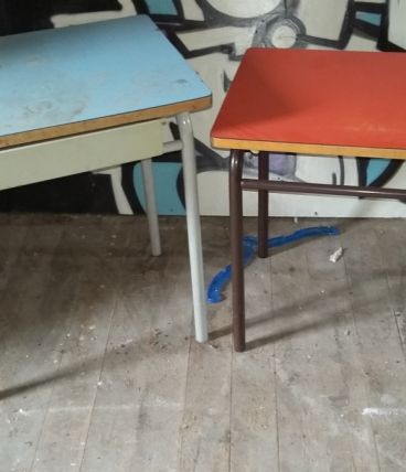 Bureaux enfants formica