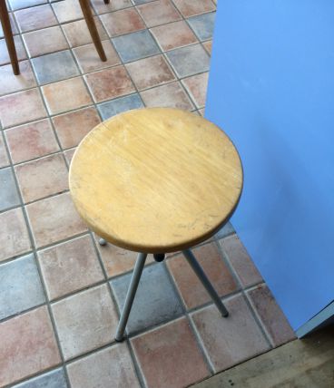 Tabouret à vis 