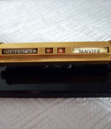 calendrier perpetuel de bureau 50's